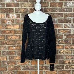 Black Scoop-Neck Lace Top